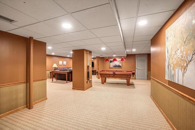 20455 Tennyson DRIVE, Brookfield, WI 53045
