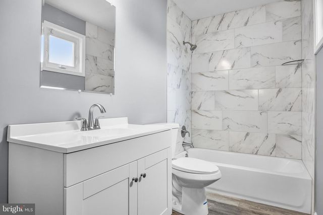 10 GLENWOOD DR, Lindenwold, NJ 08021