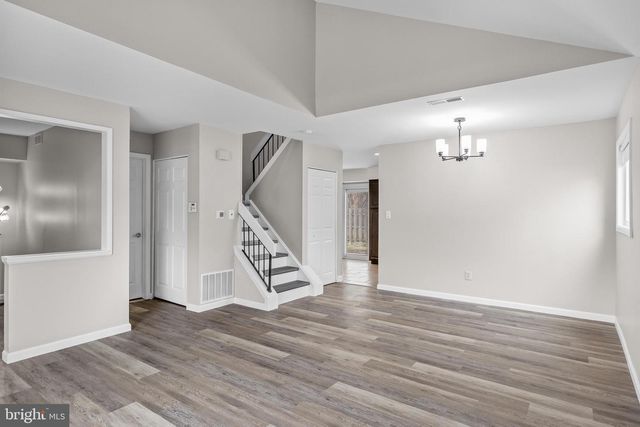 10 GLENWOOD DR, Lindenwold, NJ 08021