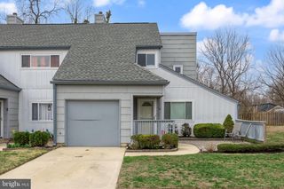 10 GLENWOOD DR, Lindenwold, NJ 08021