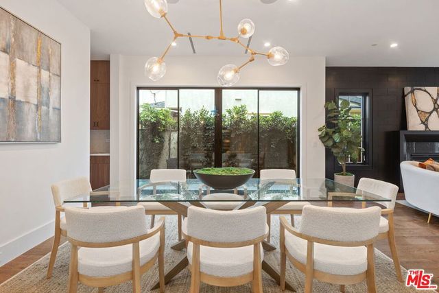 8025 Stewart Avenue, Los Angeles, CA 90045