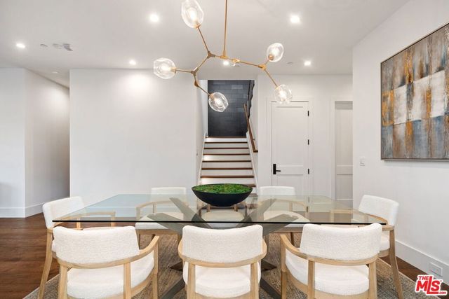 8025 Stewart Avenue, Los Angeles, CA 90045