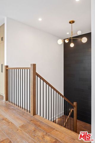 8025 Stewart Avenue, Los Angeles, CA 90045