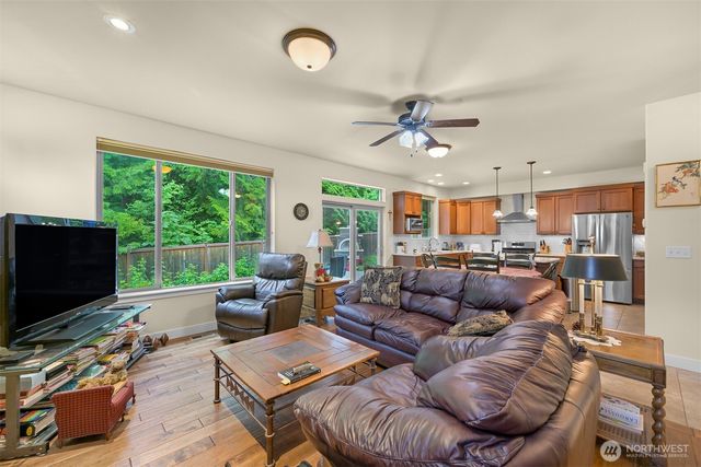 1216 Creekwood Lane, Bellingham, WA 98229