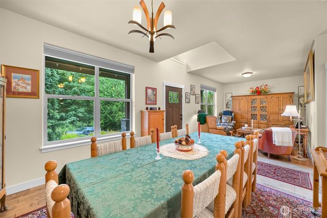 1216 Creekwood Lane, Bellingham, WA 98229