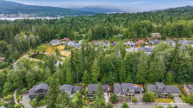 1216 Creekwood Lane, Bellingham, WA 98229