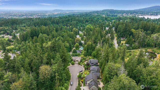 1216 Creekwood Lane, Bellingham, WA 98229