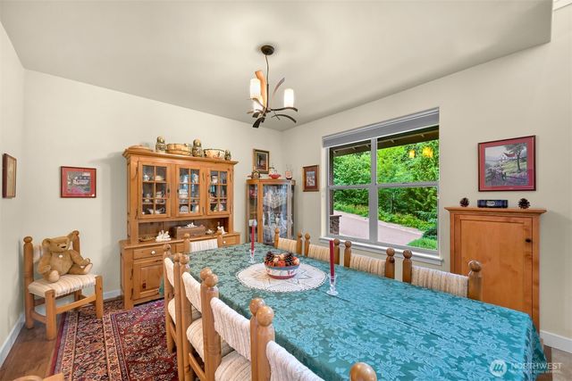 1216 Creekwood Lane, Bellingham, WA 98229