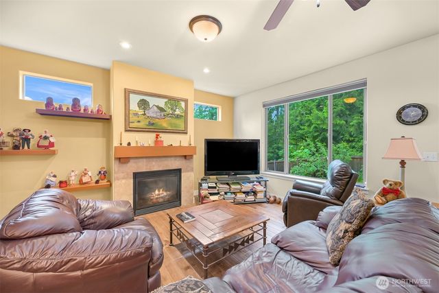 1216 Creekwood Lane, Bellingham, WA 98229