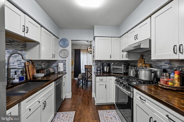 19 CINNAMON DR, Lumberton, NJ 08048