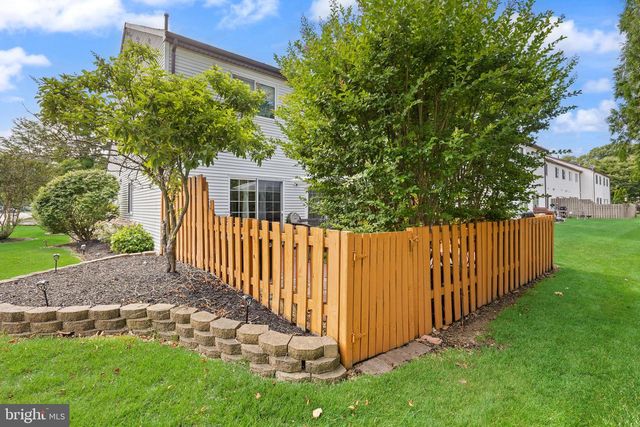 19 CINNAMON DR, Lumberton, NJ 08048