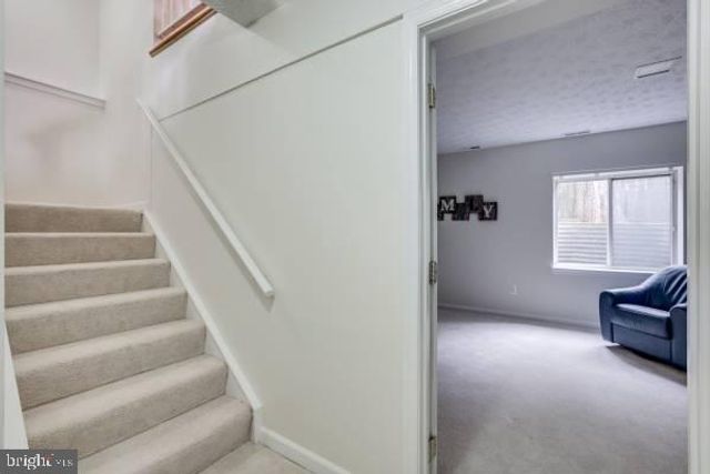 2025 N GLEBE RD, Arlington, VA 22207