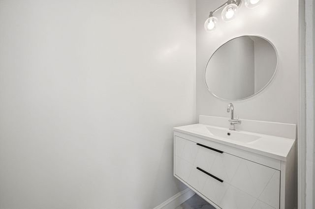 9 Logan Ave 9, Medford, MA 02155