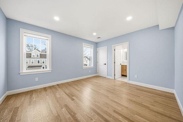 9 Logan Ave 9, Medford, MA 02155