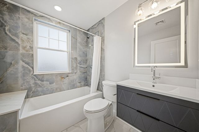 9 Logan Ave 9, Medford, MA 02155