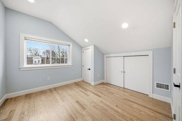 9 Logan Ave 9, Medford, MA 02155