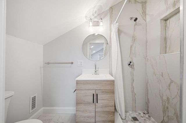 9 Logan Ave 9, Medford, MA 02155