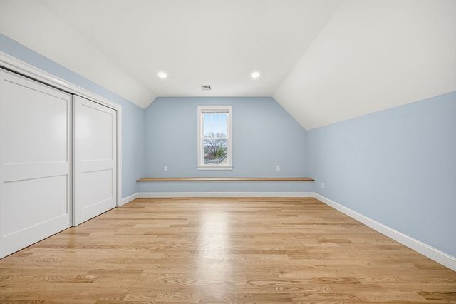 9 Logan Ave 9, Medford, MA 02155