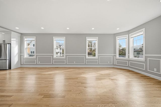 9 Logan Ave 9, Medford, MA 02155