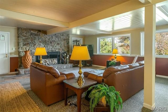 347 Roller Road, St Clair, MO 63077