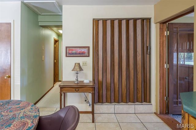 347 Roller Road, St Clair, MO 63077