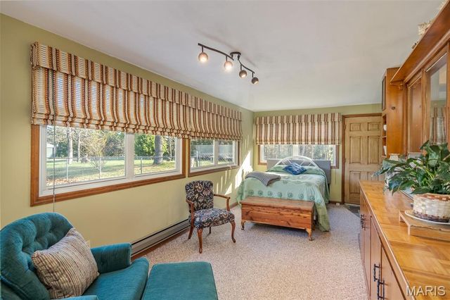 347 Roller Road, St Clair, MO 63077