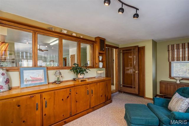 347 Roller Road, St Clair, MO 63077