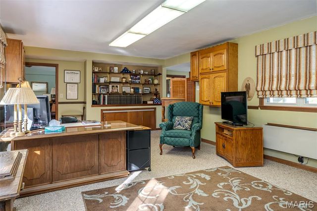 347 Roller Road, St Clair, MO 63077