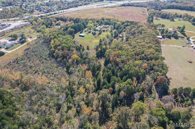 347 Roller Road, St Clair, MO 63077