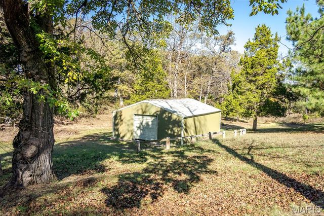 347 Roller Road, St Clair, MO 63077