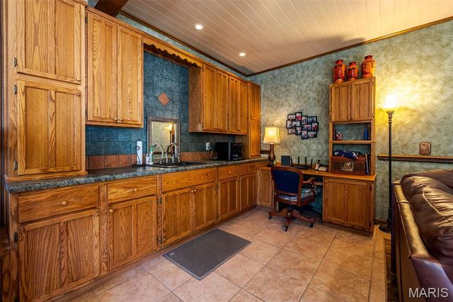 347 Roller Road, St Clair, MO 63077