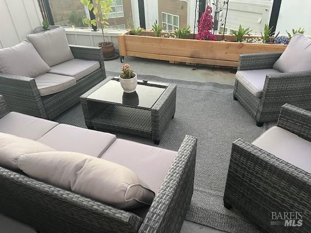 254 Verandah Ave, Novato, CA 94945