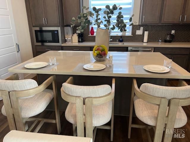 254 Verandah Ave, Novato, CA 94945