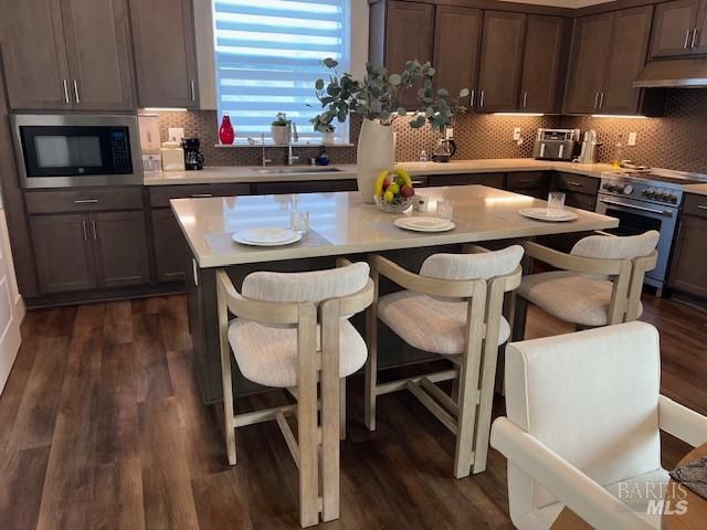 254 Verandah Ave, Novato, CA 94945