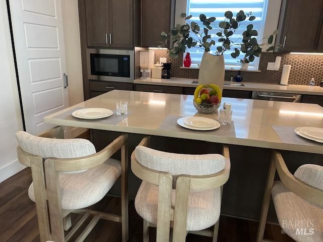 254 Verandah Ave, Novato, CA 94945