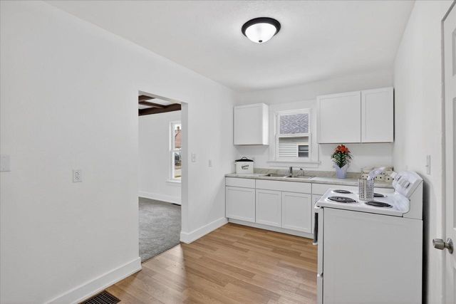 1423 Hull Avenue, Beloit, WI 53511