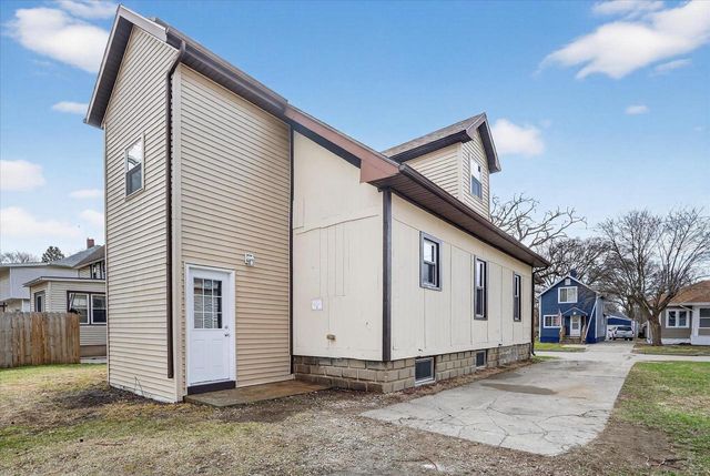 1423 Hull Avenue, Beloit, WI 53511