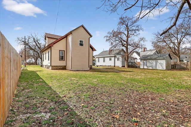 1423 Hull Avenue, Beloit, WI 53511