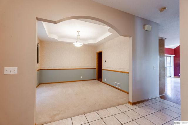 6157 S 178th Street, Omaha, NE 68135
