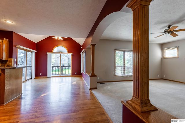 6157 S 178th Street, Omaha, NE 68135