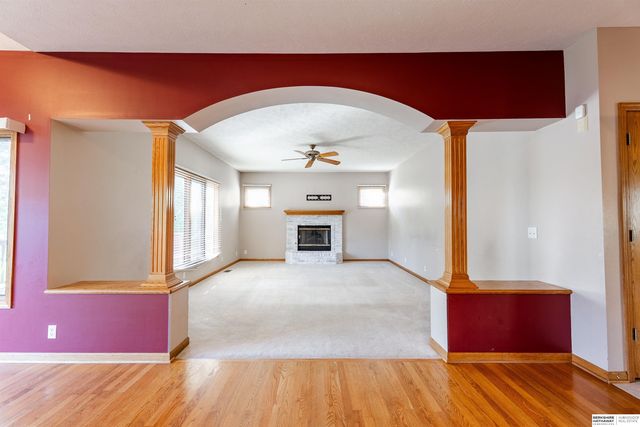 6157 S 178th Street, Omaha, NE 68135