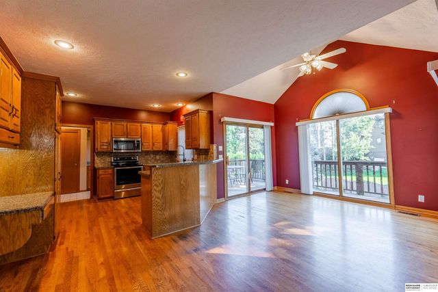 6157 S 178th Street, Omaha, NE 68135