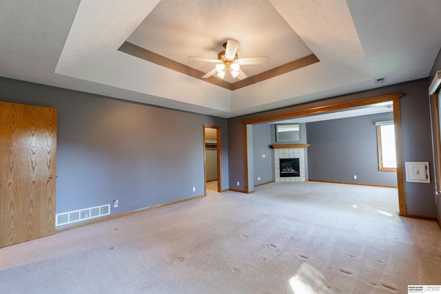 6157 S 178th Street, Omaha, NE 68135