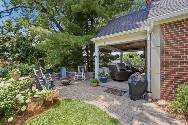 3201 Grischy Lane, Cincinnati, OH 45208