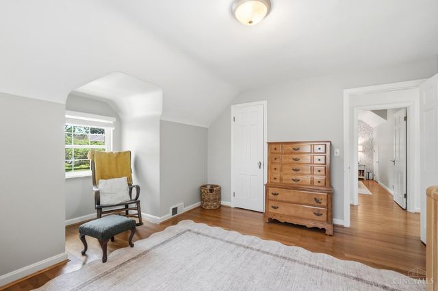 3201 Grischy Lane, Cincinnati, OH 45208