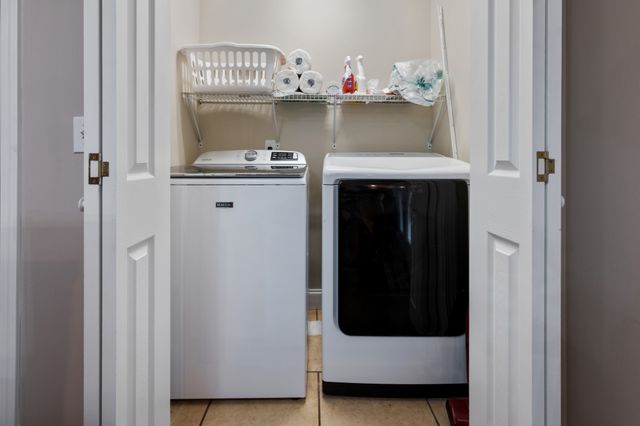 165 Kangaroo Ridge Rd, Byrdstown, TN 38549