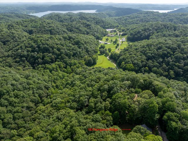 165 Kangaroo Ridge Rd, Byrdstown, TN 38549