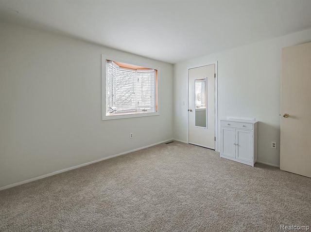 19202 Edward Court, Clinton Township, MI 48038