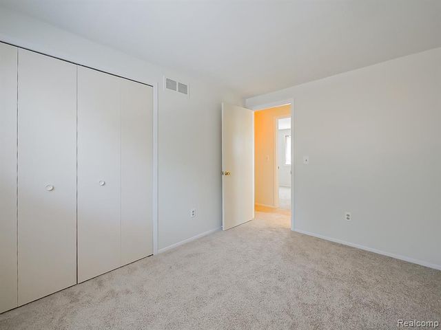 19202 Edward Court, Clinton Township, MI 48038