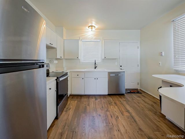 19202 Edward Court, Clinton Township, MI 48038